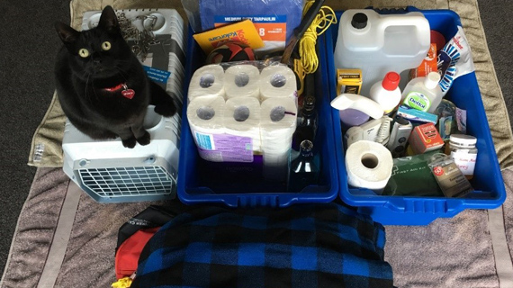 Emergency getaway kit